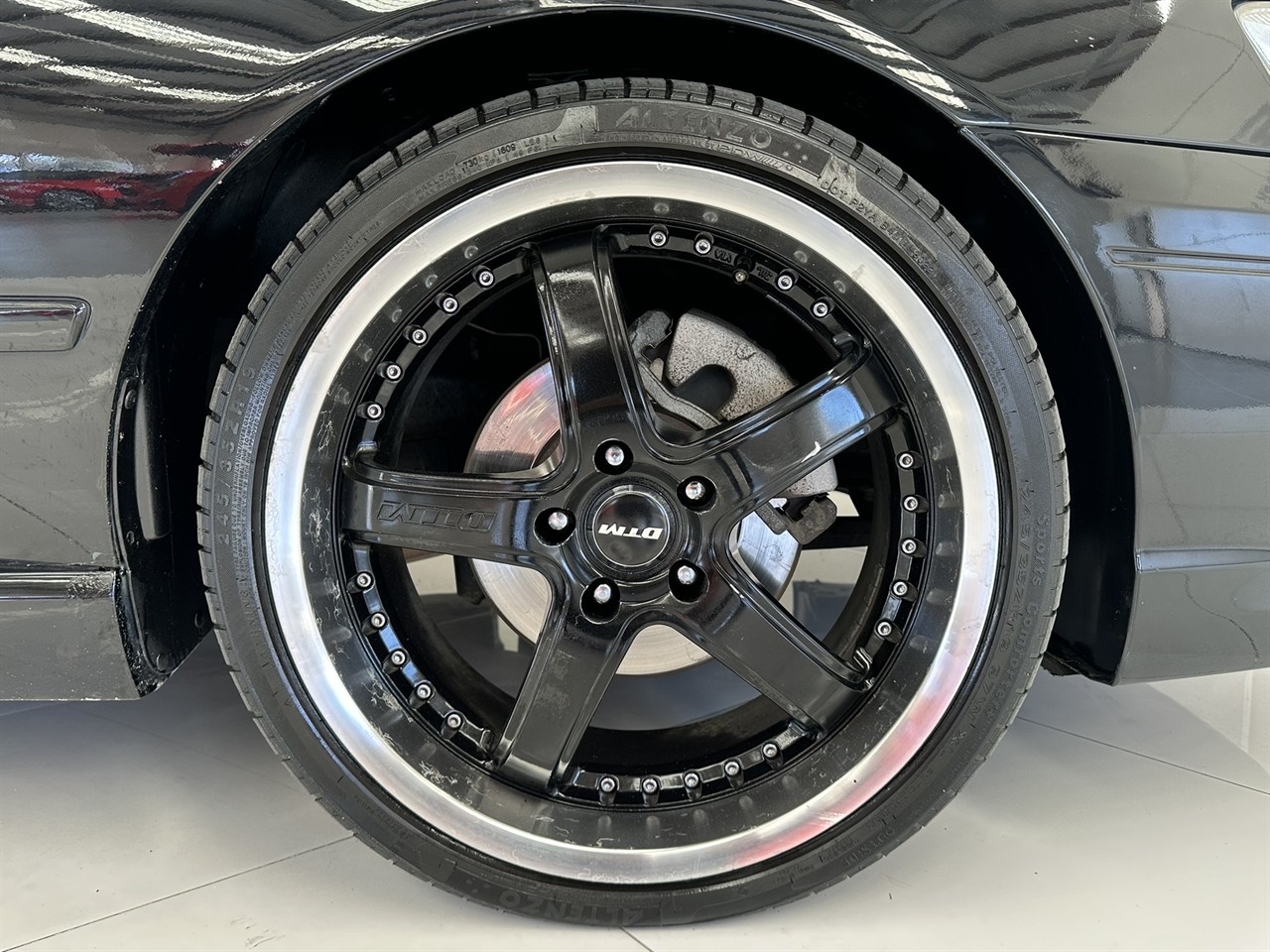 2004 Ford Falcon
