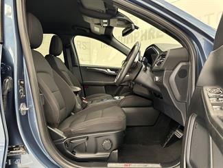 2020 Ford Escape - Thumbnail