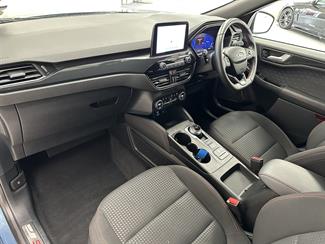 2020 Ford Escape - Thumbnail