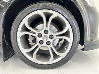 2007 Holden Commodore - Thumbnail