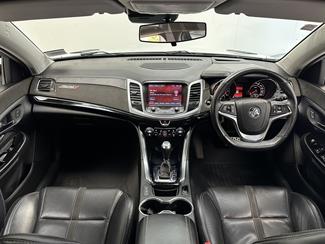 2017 Holden Commodore - Thumbnail