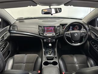 2015 Holden Commodore - Thumbnail