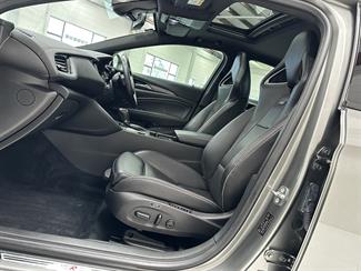 2020 Holden Commodore - Thumbnail