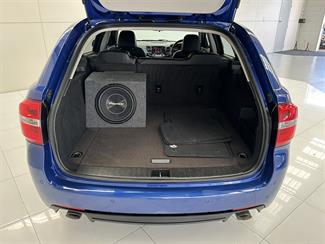2016 Holden Commodore - Thumbnail