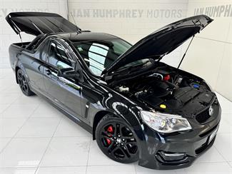 2017 Holden Commodore - Thumbnail