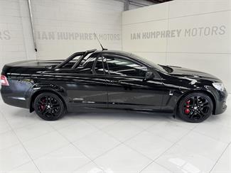 2017 Holden Commodore - Thumbnail