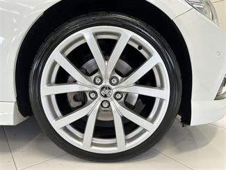 2014 Holden Commodore - Thumbnail