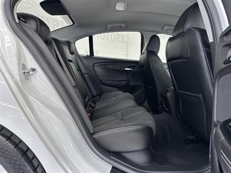 2017 Holden Commodore - Thumbnail