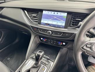 2019 Holden Commodore - Thumbnail