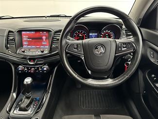 2015 Holden Commodore - Thumbnail