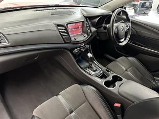 2015 Holden Commodore - Thumbnail