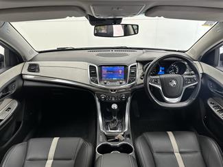 2016 Holden Commodore - Thumbnail