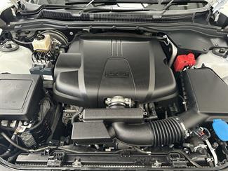 2016 Holden Commodore - Thumbnail