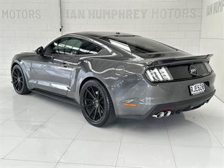 2017 Ford Mustang - Thumbnail