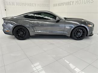 2017 Ford Mustang - Thumbnail