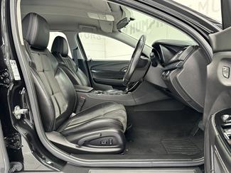 2017 Holden Commodore - Thumbnail