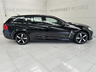 2017 Holden Commodore - Thumbnail