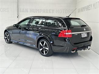 2017 Holden Commodore - Thumbnail
