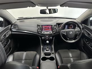 2015 Holden Commodore - Thumbnail