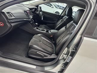 2015 Holden Commodore - Thumbnail