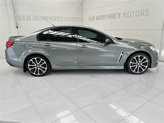 2015 Holden Commodore - Thumbnail