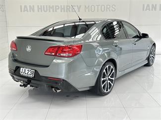 2015 Holden Commodore - Thumbnail