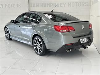 2015 Holden Commodore - Thumbnail