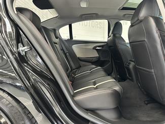 2013 Holden Commodore - Thumbnail
