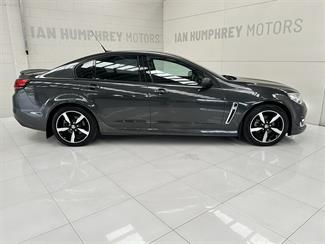 2017 Holden Commodore - Thumbnail