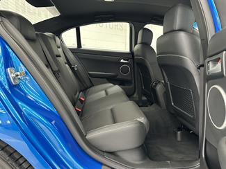 2009 Holden Commodore - Thumbnail