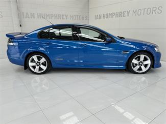 2009 Holden Commodore - Thumbnail