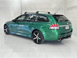 2010 Holden Commodore - Thumbnail