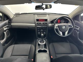 2010 Holden Commodore - Thumbnail