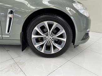 2014 Holden Commodore - Thumbnail