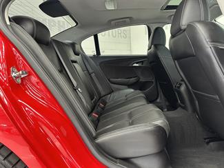 2017 Holden Commodore - Thumbnail