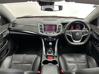 2017 Holden Commodore - Thumbnail