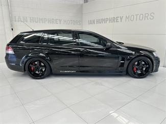 2009 Holden HSV - Thumbnail