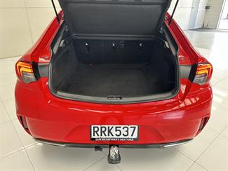 2019 Holden Commodore - Thumbnail