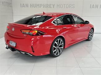 2019 Holden Commodore - Thumbnail