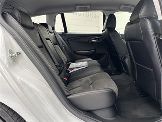 2014 Holden Commodore - Thumbnail