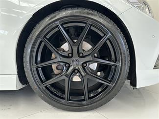 2014 Holden Commodore - Thumbnail