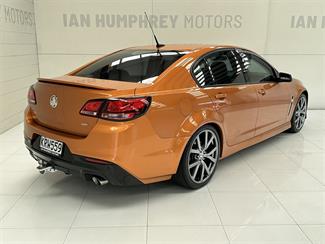 2017 Holden Commodore - Thumbnail