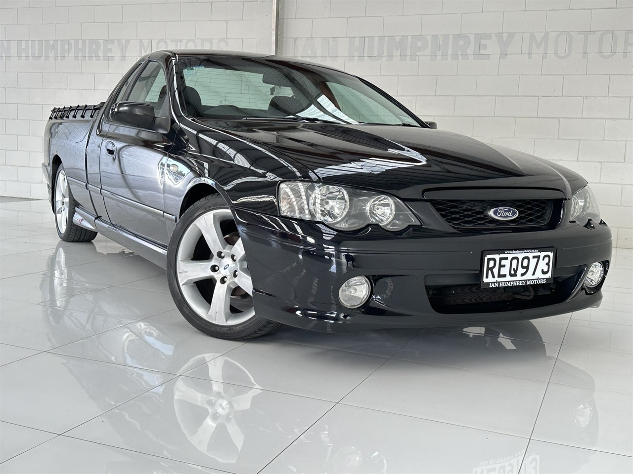 2005 Ford Falcon