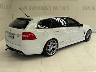 2016 Holden Commodore - Thumbnail