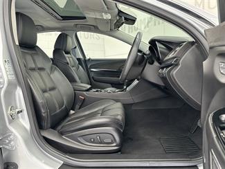 2016 Holden Commodore - Thumbnail