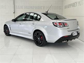 2016 Holden Commodore - Thumbnail