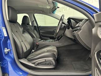 2016 Holden Commodore - Thumbnail