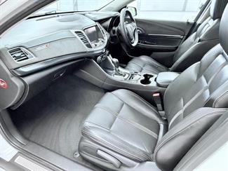 2015 Holden Commodore - Thumbnail