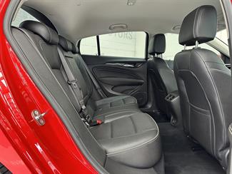 2019 Holden Commodore - Thumbnail