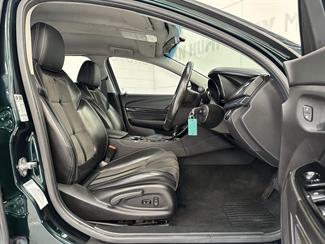 2014 Holden Commodore - Thumbnail